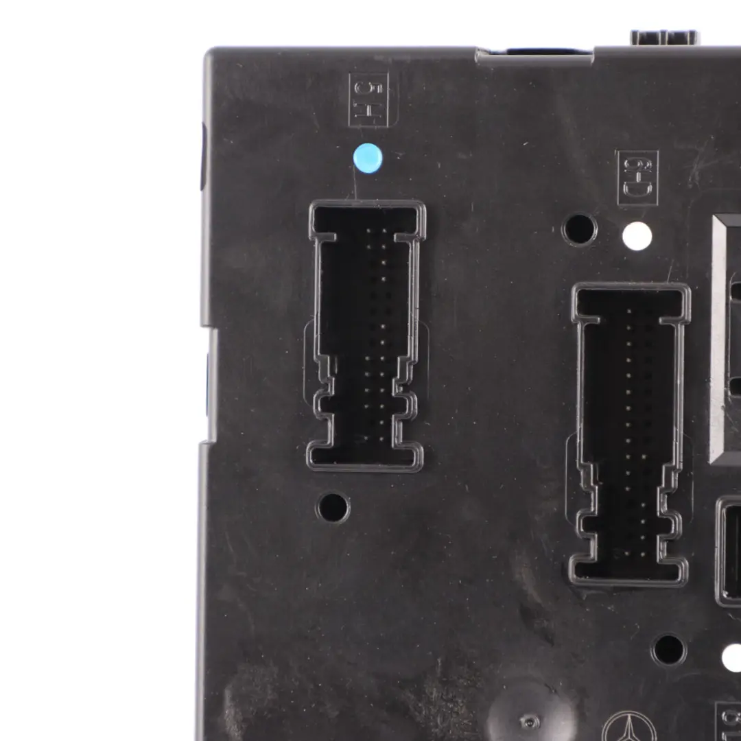 SAM Control Unit Module to Mercedes W204 Rear with Part number A2049000902 Mercedes W204 Rear SAM Control Unit Module - SKU A2049000902-2 - Part number A2049000902