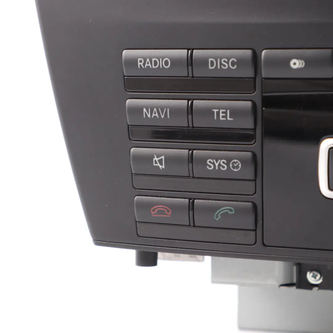 COMAND Navigation CD Player Radio Sat Nav Head Unit to Mercedes W204 with Part number A2049003609 Mercedes W204 COMAND Navigation CD Player Radio Sat Nav Head Unit - SKU A2049003609 - Part number A2049003609