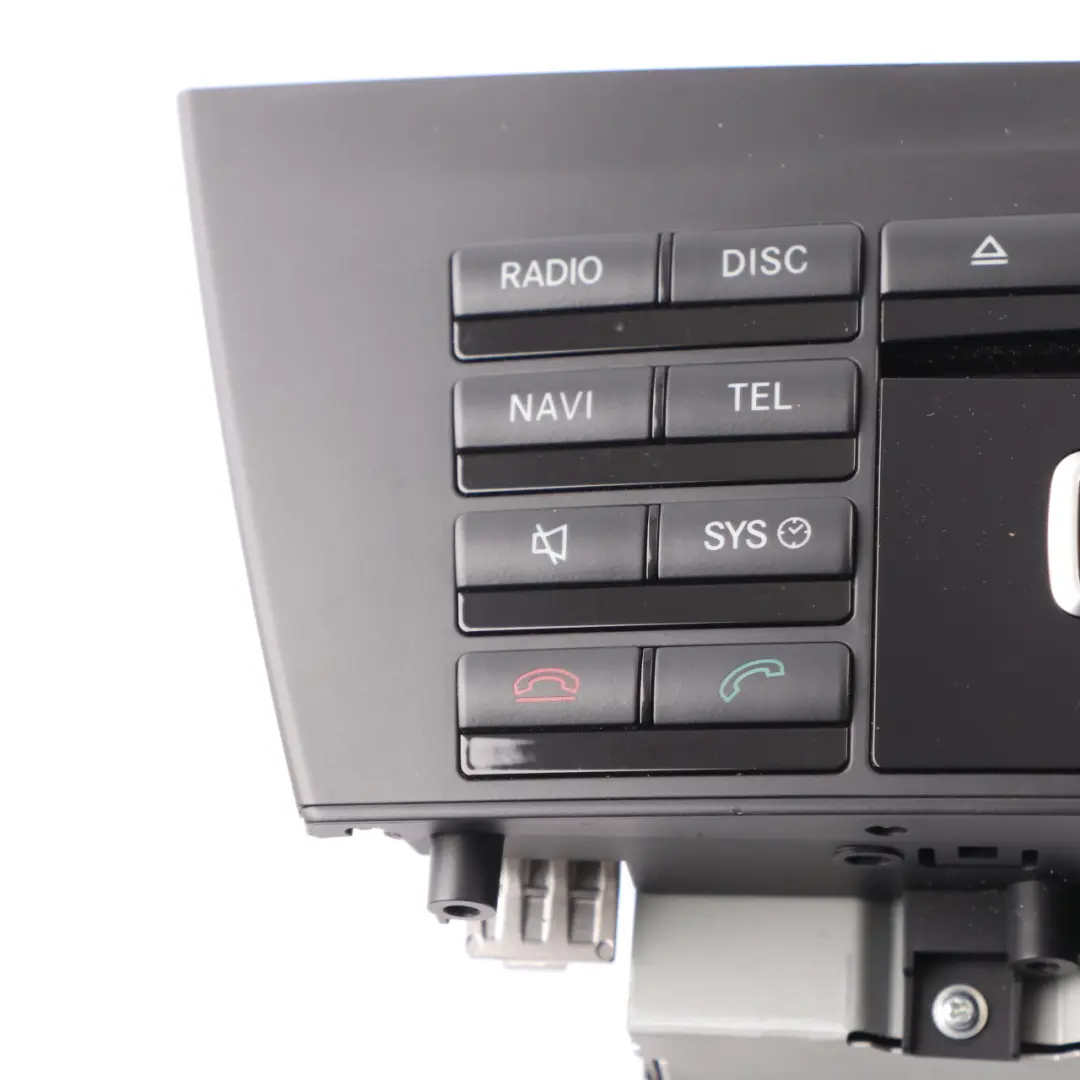 Navigation CD Player COMAND Radio Sat Nav Head Unit para Mercedes W204 con número de pieza A2049004306 Mercedes W204 Navigation CD Player COMAND Radio Sat Nav Head Unit - SKU A2049004306 - Número de pieza A2049004306