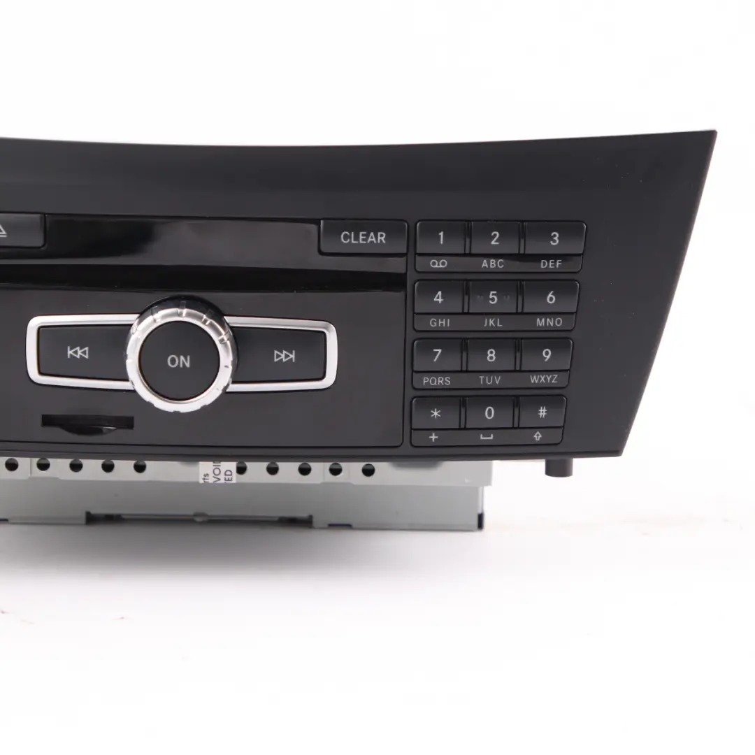 Mercedes W204 COMAND Navi CD Player Radio Sat Nav Head Unit - SKU A2049004714 - Numero di parte A2049004714