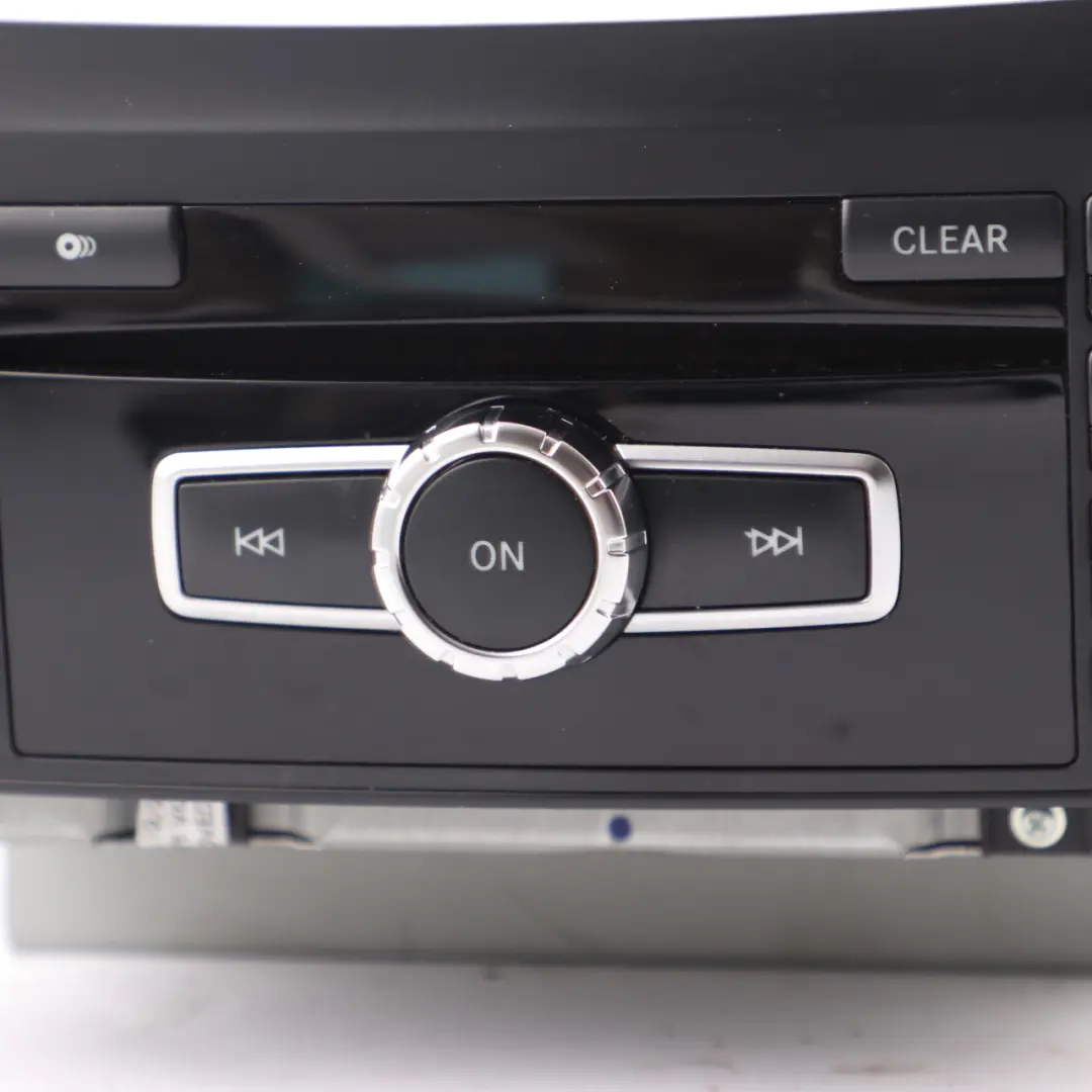 Navigation CD Player COMAND Radio Sat Nav Head Unit to Mercedes W204 with Part number A2049005510 Mercedes W204 Navigation CD Player COMAND Radio Sat Nav Head Unit - SKU A2049005510 - Part number A2049005510