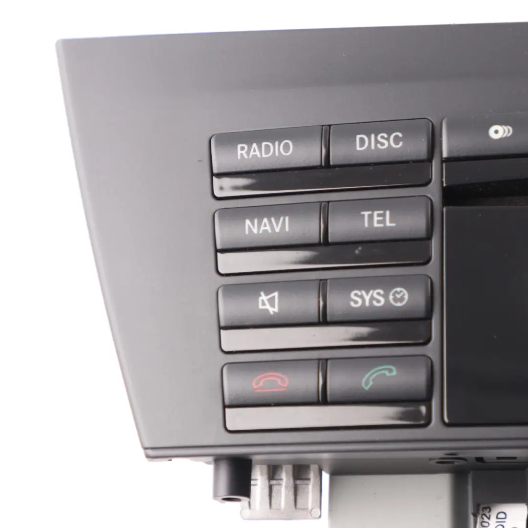 Navigation CD Player COMAND Radio Sat Nav Head Unit to Mercedes W204 with Part number A2049005510 Mercedes W204 Navigation CD Player COMAND Radio Sat Nav Head Unit - SKU A2049005510 - Part number A2049005510