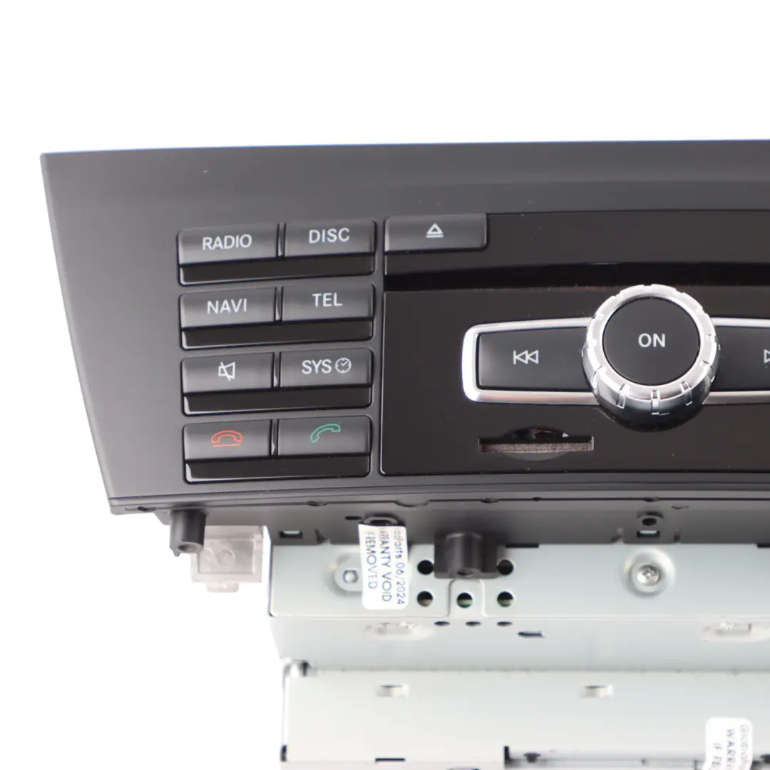 Navegación CD Player Radio Stereo Sat Nav Head Unit para Mercedes W204 con número de pieza A2049006009 Mercedes W204 Navegación CD Player Radio Stereo Sat Nav Head Unit - SKU A2049006009 - Número de pieza A2049006009