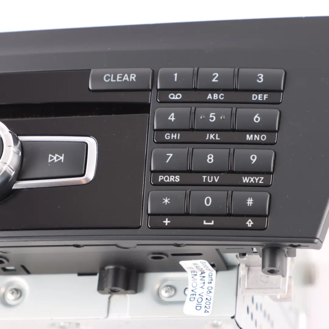 Mercedes W204 Navigazione CD Player Radio Stereo Sat Nav Head Unit - SKU A2049006009 - Numero di parte A2049006009