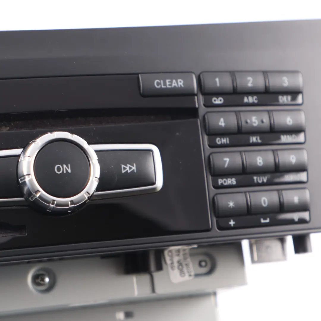 Mercedes W204 Navigation CD Player Radio Stereo Sat Nav Einheit - SKU A2049007111 - Teilenummer A2049007111