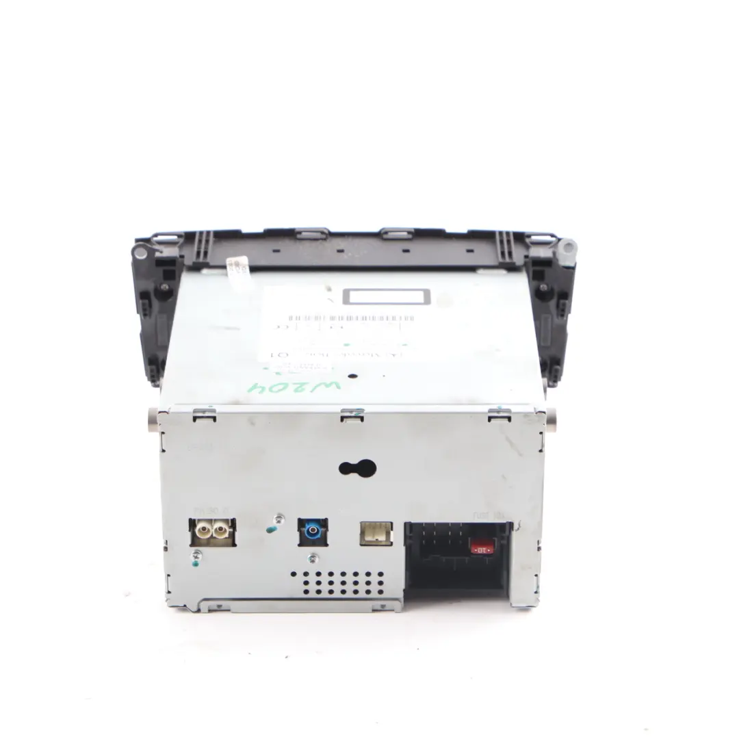 Navigation Radio CD Spieler Kopf Einheit für Mercedes W204 mit Teilenummer A2049007202 Mercedes W204 Navigation Radio CD Spieler Kopf Einheit - SKU A2049007202 - Teilenummer A2049007202