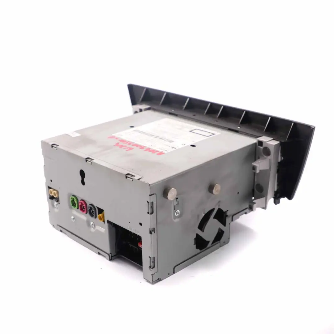 COMAND Navigation CD Spieler Radio Sat Nav Hauptgerät für Mercedes W204 mit Teilenummer A2049009510 Mercedes W204 COMAND Navigation CD Spieler Radio Sat Nav Hauptgerät - SKU A2049009510-1 - Teilenummer A2049009510