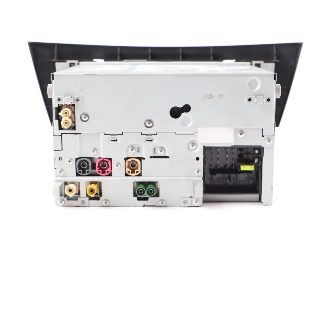 Reproductor CD Radio Principal Navegación Satélite para Mercedes W204 con número de pieza A2049009614 Mercedes W204 Reproductor CD Radio Principal Navegación Satélite - SKU A2049009614 - Número de pieza A2049009614