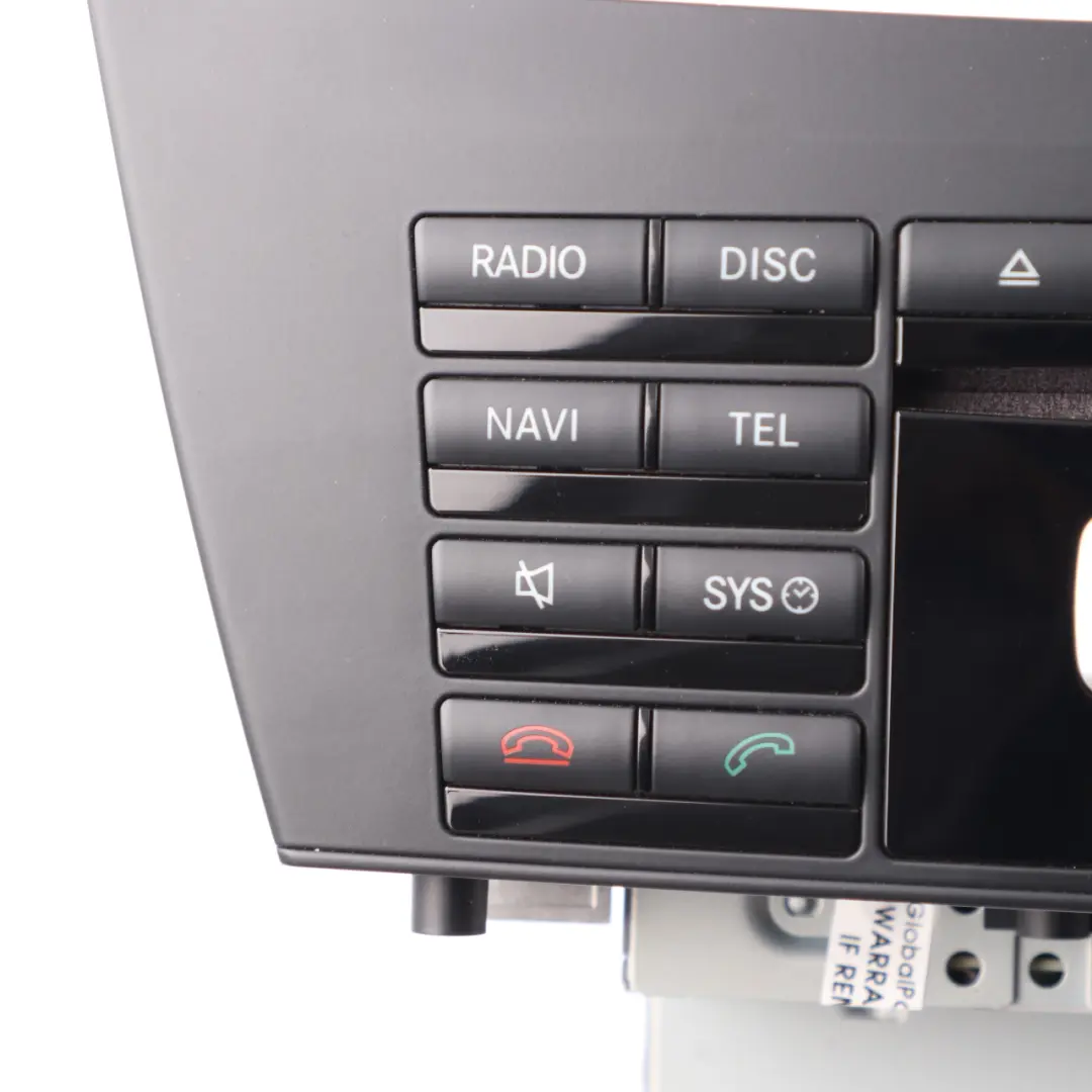 Lettore CD Radio Navigazione Satellitare Principale per Mercedes W204 con numero di parte A2049009614 Mercedes W204 Lettore CD Radio Navigazione Satellitare Principale - SKU A2049009614 - Numero di parte A2049009614