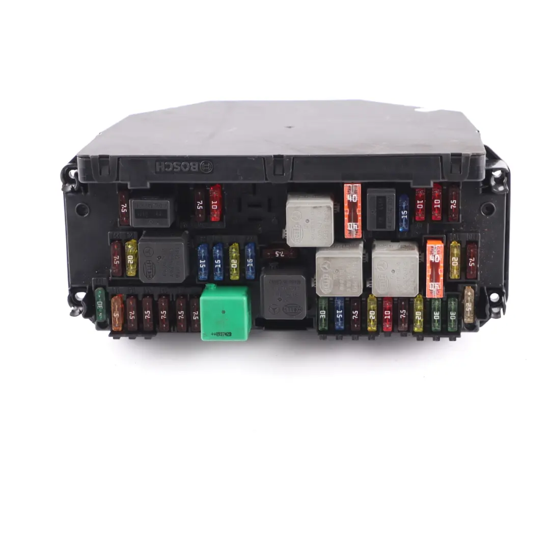 Boîte fusibles avant Unité contrôle relais Module SAM Mercedes W204 - SKU A2049009701 - Numéro de pièce A2049009701