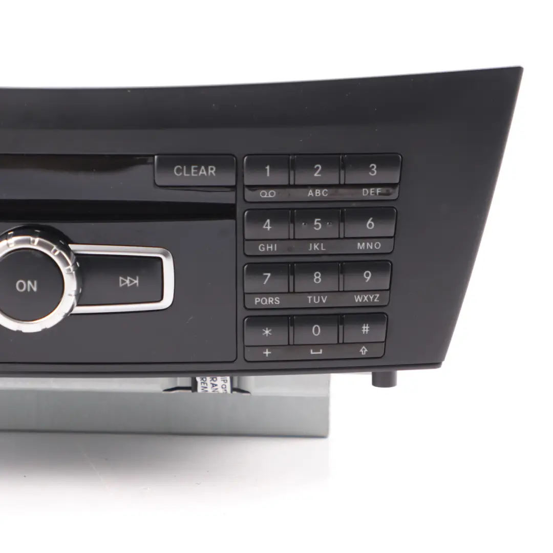 Navegación Radio Reproductor Unidad principal para Mercedes W204 con número de pieza A2049009907 Mercedes W204 Navegación Radio Reproductor Unidad principal - SKU A2049009907-1 - Número de pieza A2049009907