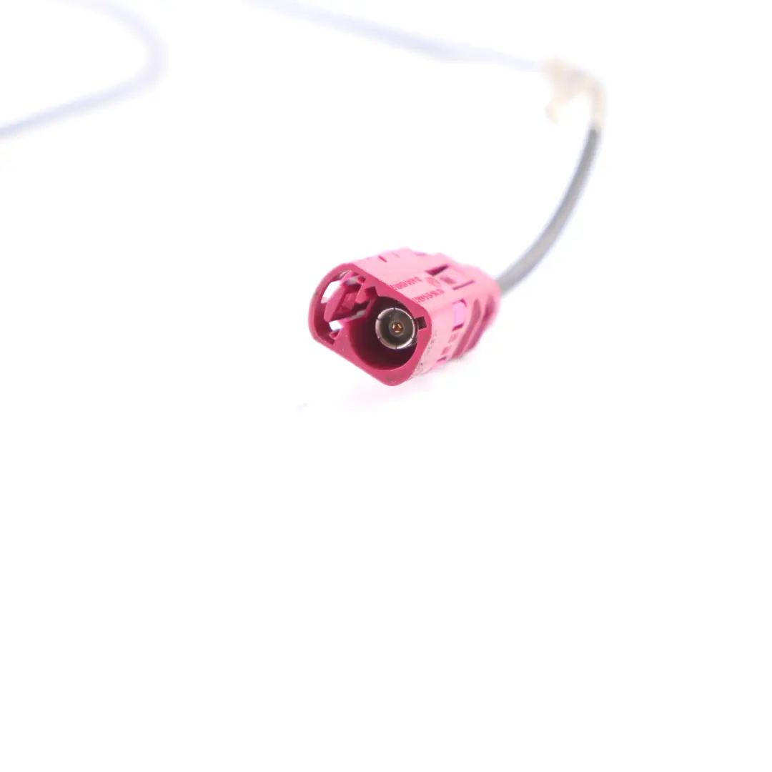 Antenna Roof Centre Rear Antenna Base Wire Plug to Mercedes W204 with Part number A2049050136 Mercedes W204 Antenna Roof Centre Rear Antenna Base Wire Plug - SKU A2049050136 - Part number A2049050136