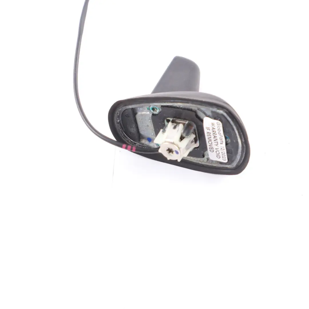 Mercedes W204 Antena Techo Centro Trasera Base Cable Plug - SKU A2049050136 - Número de pieza A2049050136