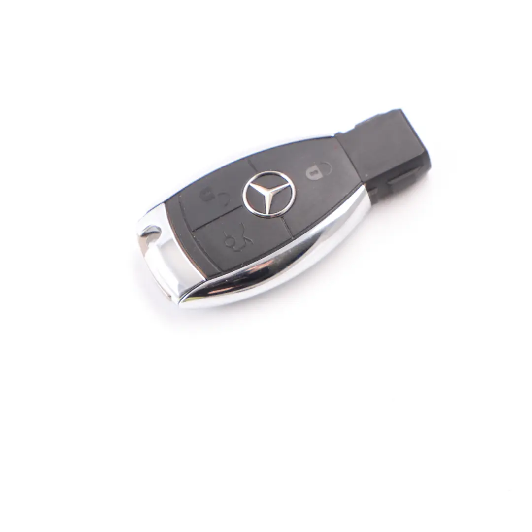 Funkfernbedienung Keyless Key Button für Mercedes W204 W212 W221 mit Teilenummer A2049050804 Mercedes W204 W212 W221 Funkfernbedienung Keyless Key Button - SKU A2049050804-2 - Teilenummer A2049050804
