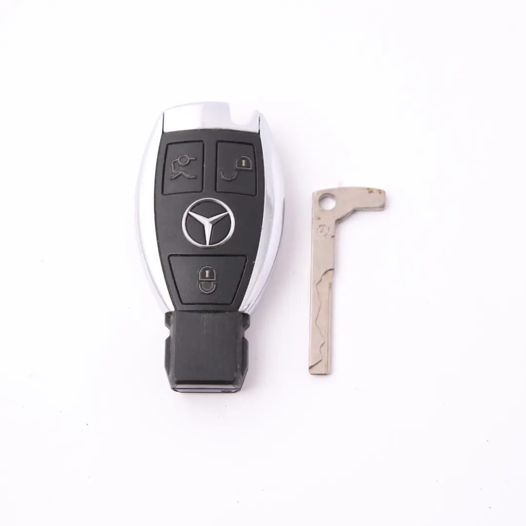 Mercedes-Benz W204 W212 W221 Radio Remote Control Keyless Key Button to with Part number A2049050804 Mercedes-Benz W204 W212 W221 Radio Remote Control Keyless Key Button - SKU A2049050804 - Part number A2049050804