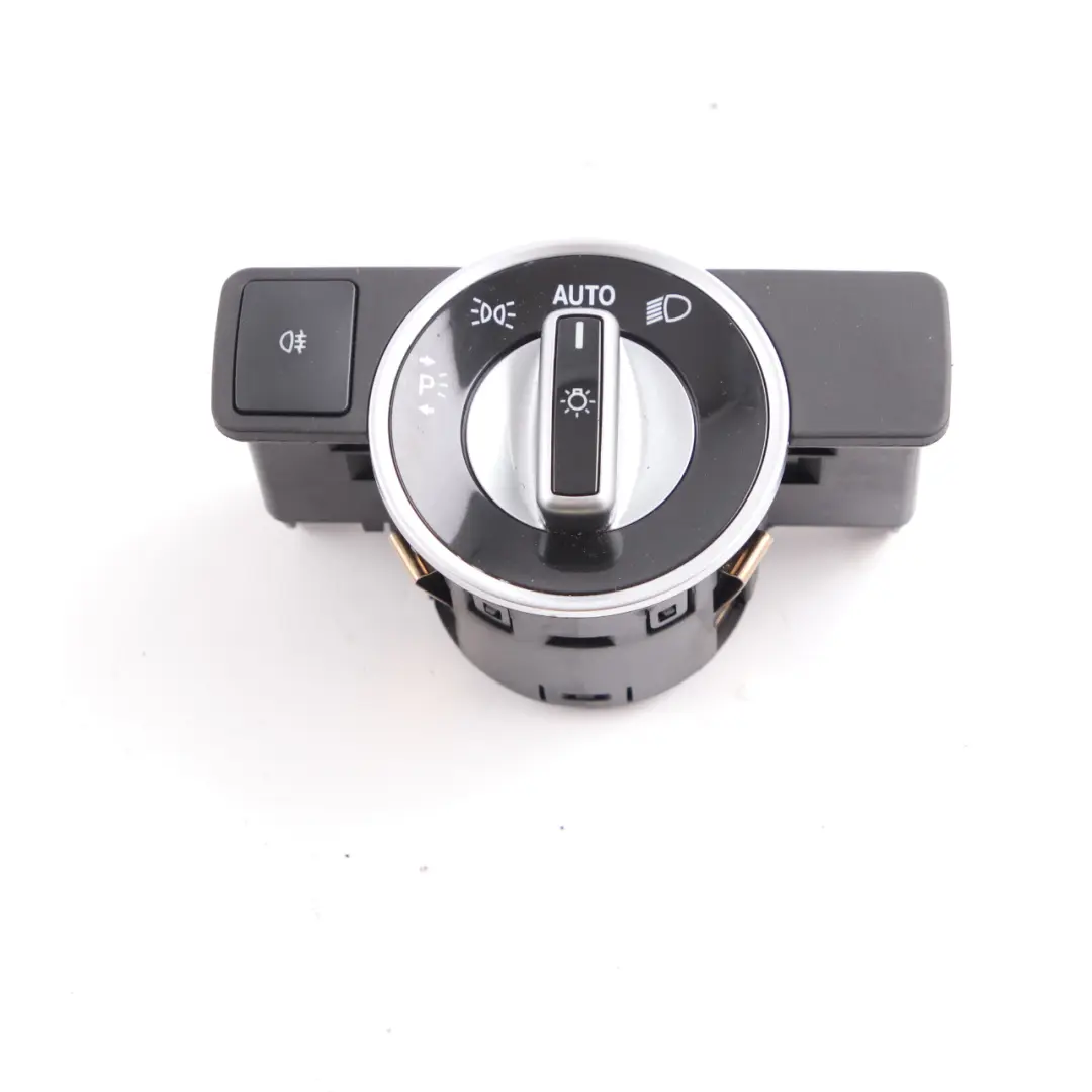 Interrupteur de phares Mercedes W204 LED Control Unit Module Button pour à propos du numéro de pièce A2049053103 Interrupteur de phares Mercedes W204 LED Control Unit Module Button - SKU A2049053103 - Numéro de pièce A2049053103
