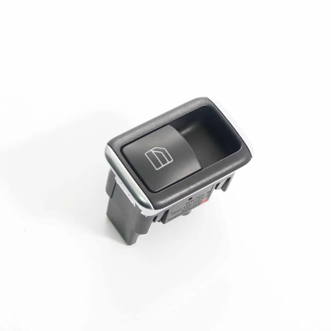 W207 W212 Interrupteur Vitre Électrique Porte Avant pour Mercedes W204 à propos du numéro de pièce A2049055502 Mercedes W204 W207 W212 Interrupteur Vitre Électrique Porte Avant - SKU A2049055502 - Numéro de pièce A2049055502