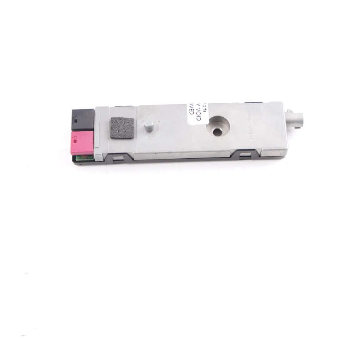 Mercedes W204 C207 Antenne aérienne Unité d'amplification C gauche - SKU A2049056304 - Numéro de pièce A2049056304