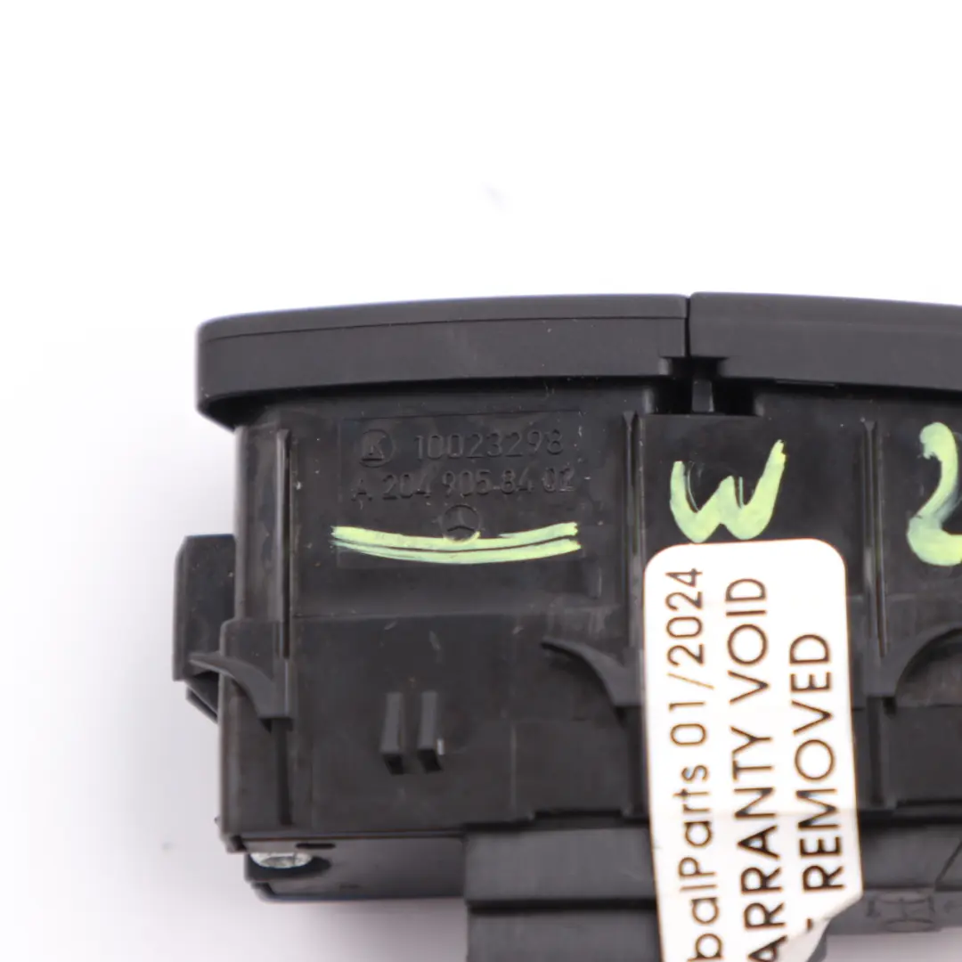 Interruttore Blocco Centrale Porta Pulsante per Mercedes W176 W204 W212 con numero di parte A2049058402 Mercedes W176 W204 W212 Interruttore Blocco Centrale Porta Pulsante - SKU A2049058402 - Numero di parte A2049058402