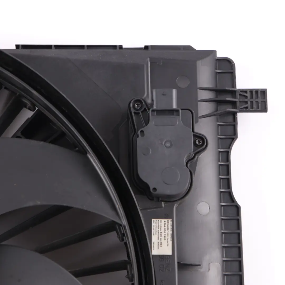 Radiator Fan Engine Cooling Radiator Shroud OM607 180 to Mercedes W176 with Part number A2049060112 Mercedes W176 Radiator Fan Engine Cooling Radiator Shroud OM607 180 - SKU A2049060112 - Part number A2049060112