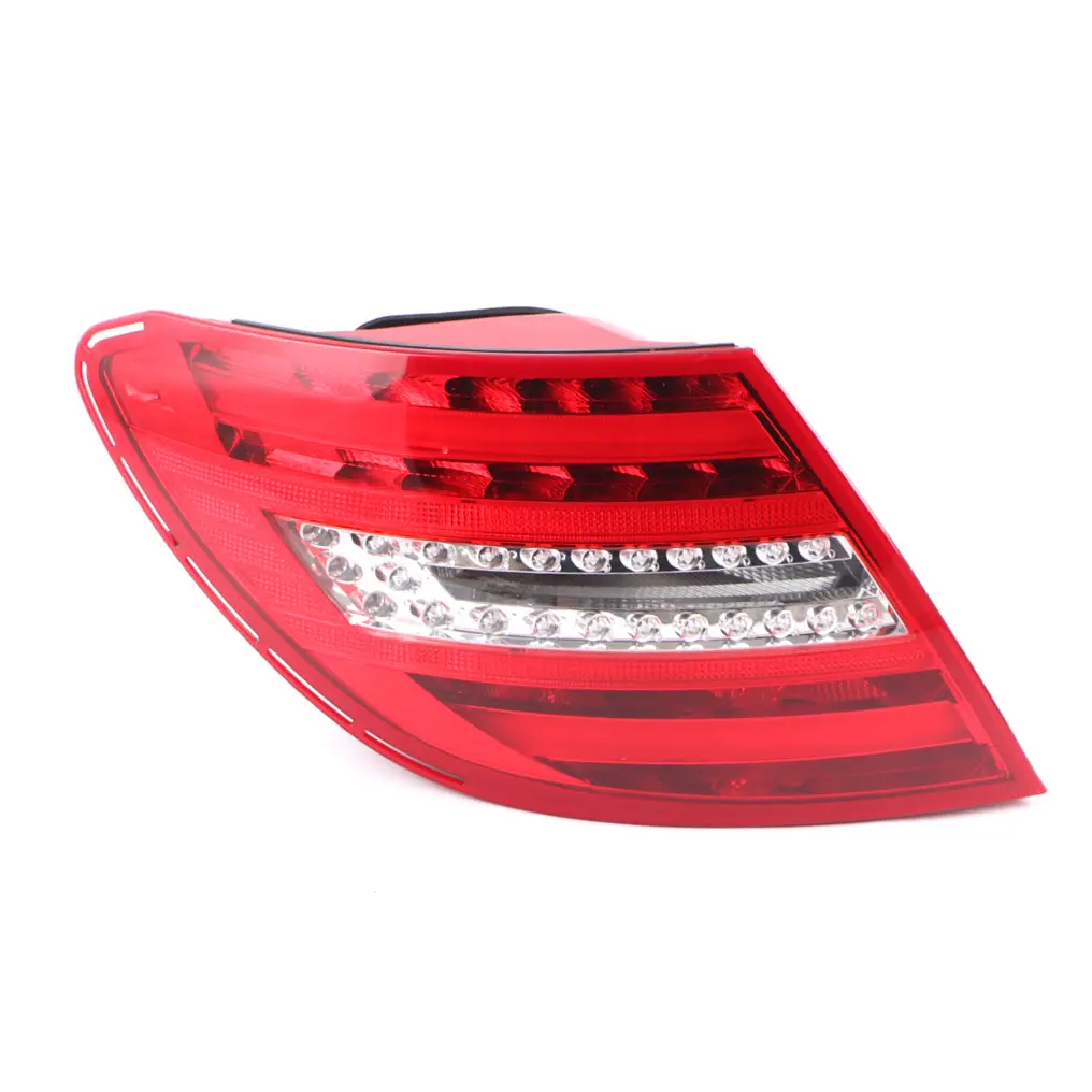 Luz Trasera Izquierda Panel Lateral De La Luz Trasera para Mercedes W204 con número de pieza A2049060203 Mercedes W204 Luz Trasera Izquierda Panel Lateral De La Luz Trasera - SKU A2049060203 - Número de pieza A2049060203