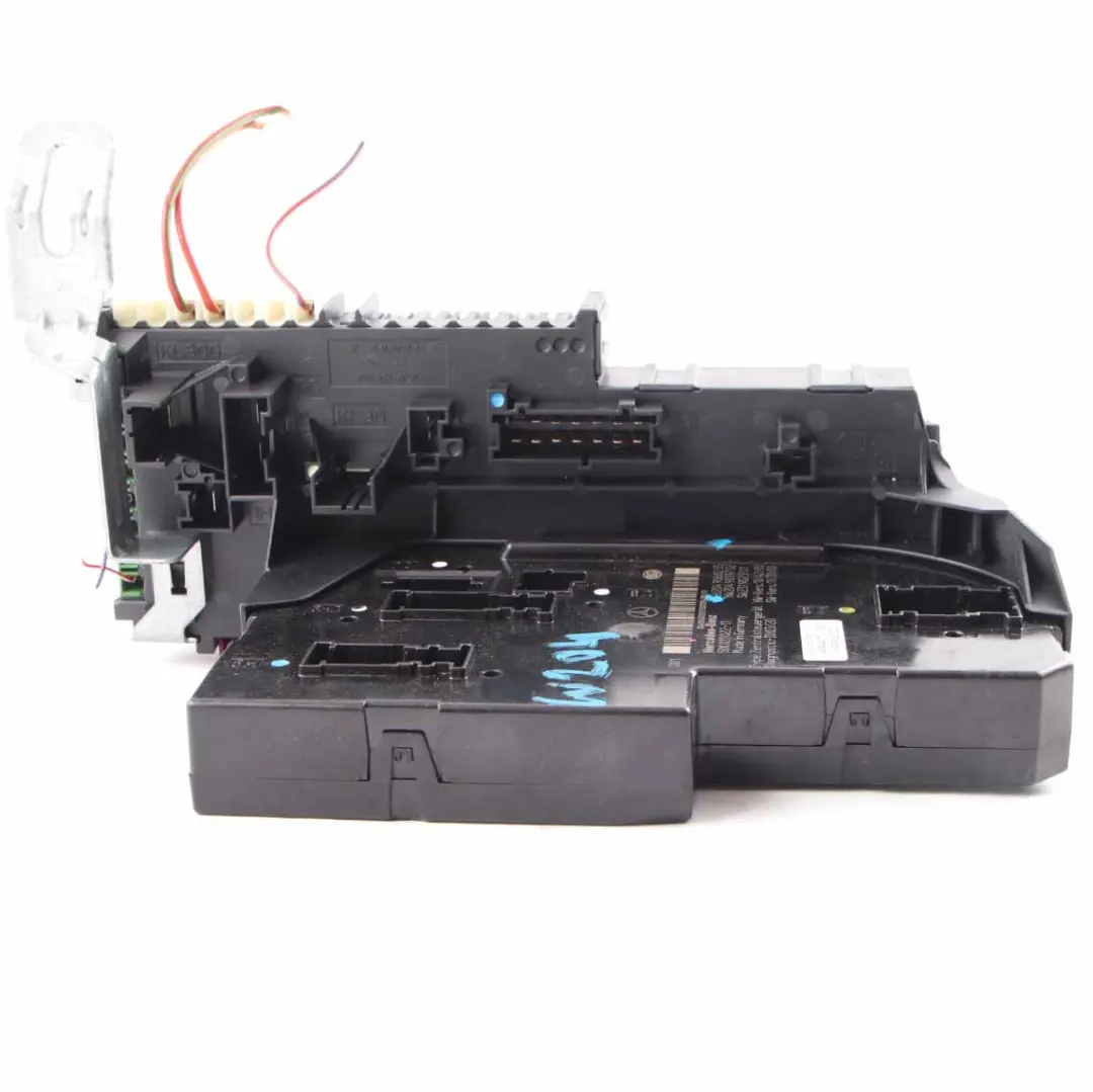 Mercedes W204 Módulo SAM trasero Caja fusibles Relé Unidad control - SKU A2049060205 - Número de pieza A2049060205