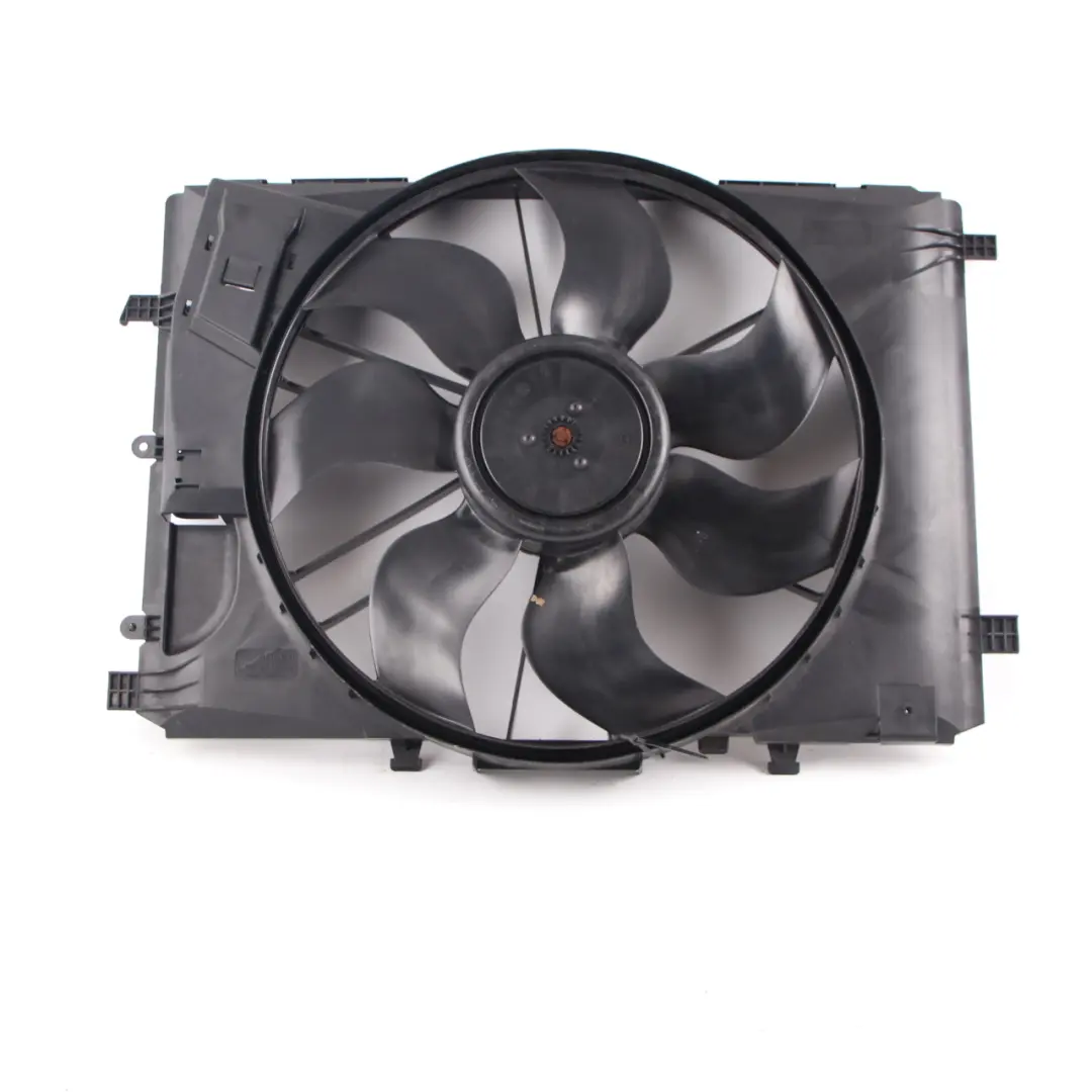 Ventilateur Refroidissement Moteur Carénage pour Mercedes W204 W212 à propos du numéro de pièce A2049060212 Mercedes W204 W212 Ventilateur Refroidissement Moteur Carénage - SKU A2049060212 - Numéro de pièce A2049060212