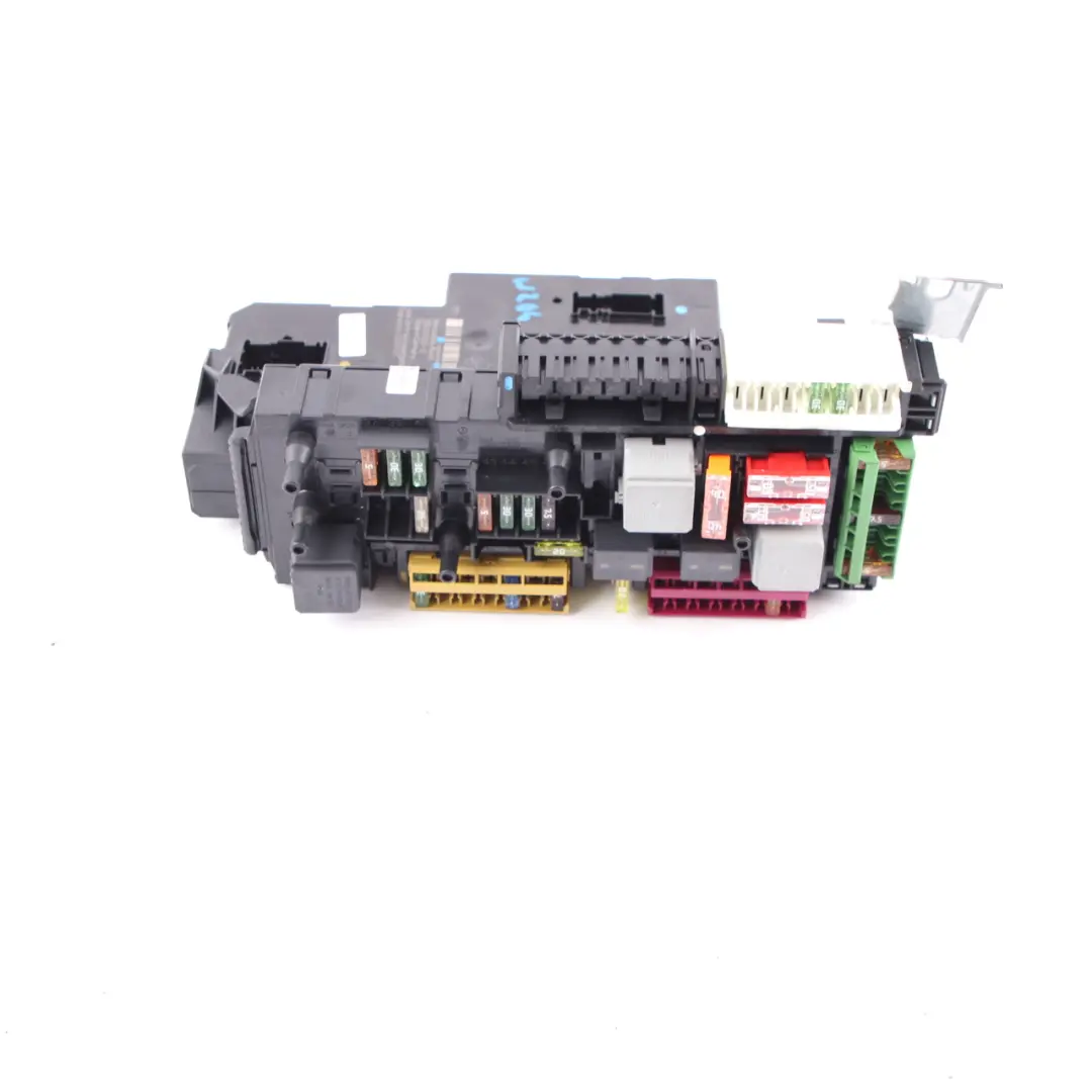  SAM Módulo Mercedes W204 Unidad Control Eléctrico Caja Fusibles - SKU A2049060305 - Número de pieza A2049060305