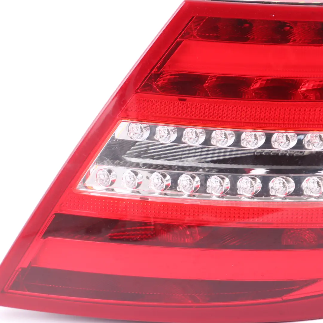  Rücklicht Mercedes W204 Rechts O/S Rücklicht Seitenverkleidung - SKU A2049060503-DEPO - Teilenummer A2049060503