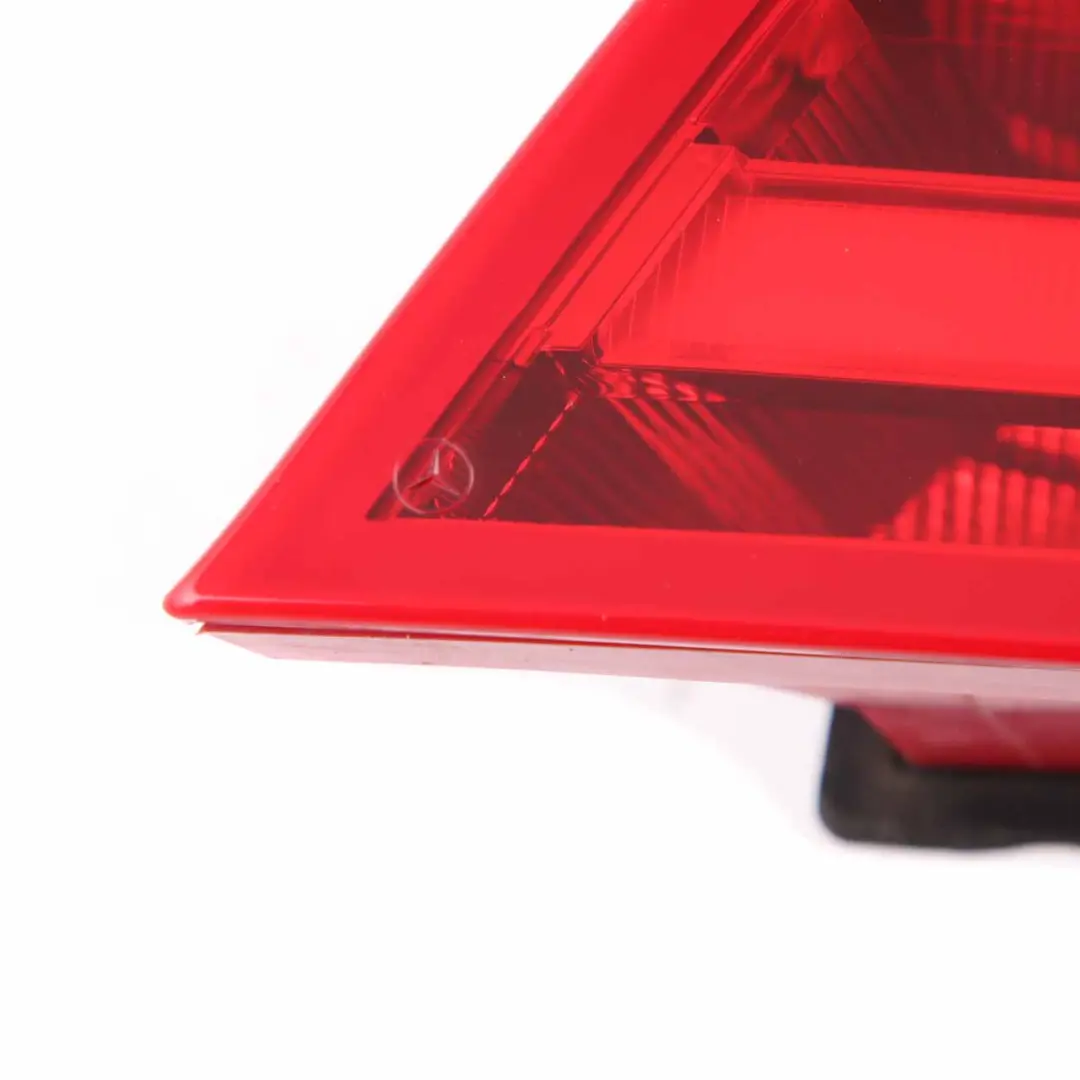 Mercedes W204 Prawa Lampa Tylna Tył - SKU A2049060503 - Numer Części A2049060503