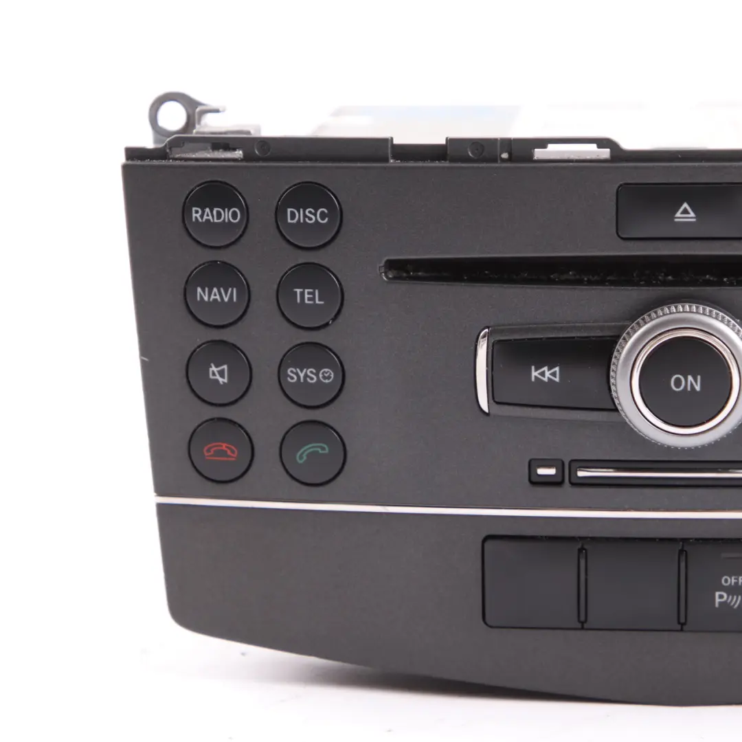 Radio Player Mercedes-Benz W204 COMAND Navi CD Head Unit to with Part number A2049061002 Radio Player Mercedes-Benz W204 COMAND Navi CD Head Unit - SKU A2049061002 - Part number A2049061002