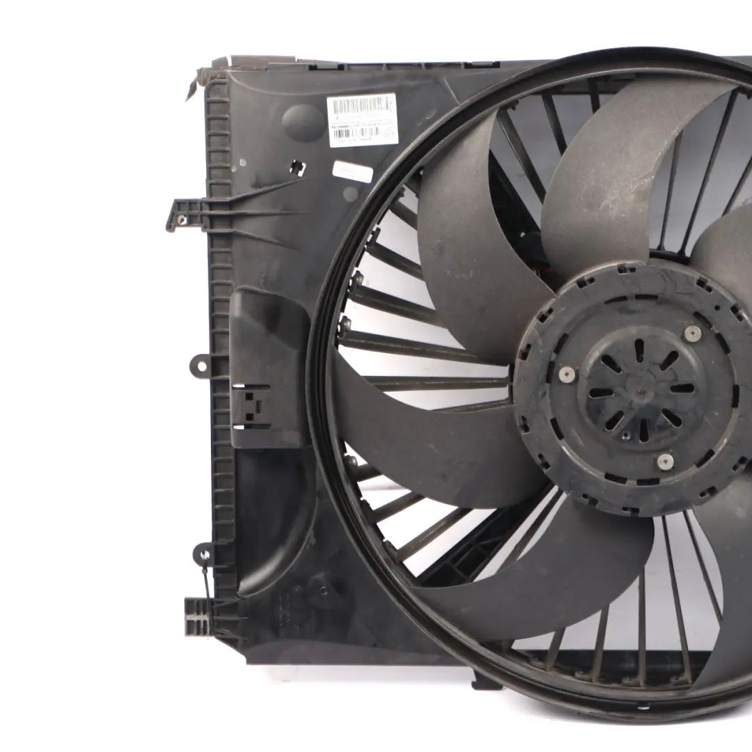 Mercedes W204 W212 Ventilateur Radiateur Refroidissement Moteur 600W - SKU A2049061403 - Numéro de pièce A2049061403