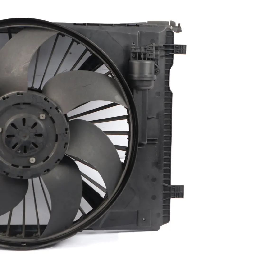 Radiator Fan Engine Cooling Blower Fan 600W to Mercedes W204 W212 with Part number A2049061403 Mercedes W204 W212 Radiator Fan Engine Cooling Blower Fan 600W - SKU A2049061403 - Part number A2049061403