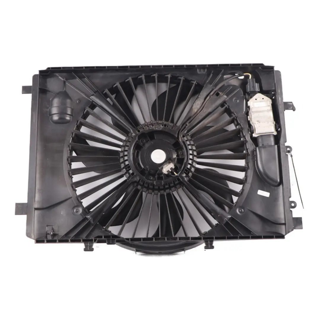 Motore ventola radiatore Mercedes W176 W246 radiatore per con numero di parte A2049062102 Motore ventola radiatore Mercedes W176 W246 radiatore - SKU A2049062102 - Numero di parte A2049062102