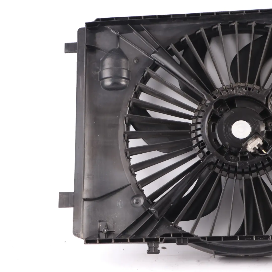 Motor Ventilador Radiador Mercedes W176 W246 Motor Refrigeración - SKU A2049062102 - Número de pieza A2049062102