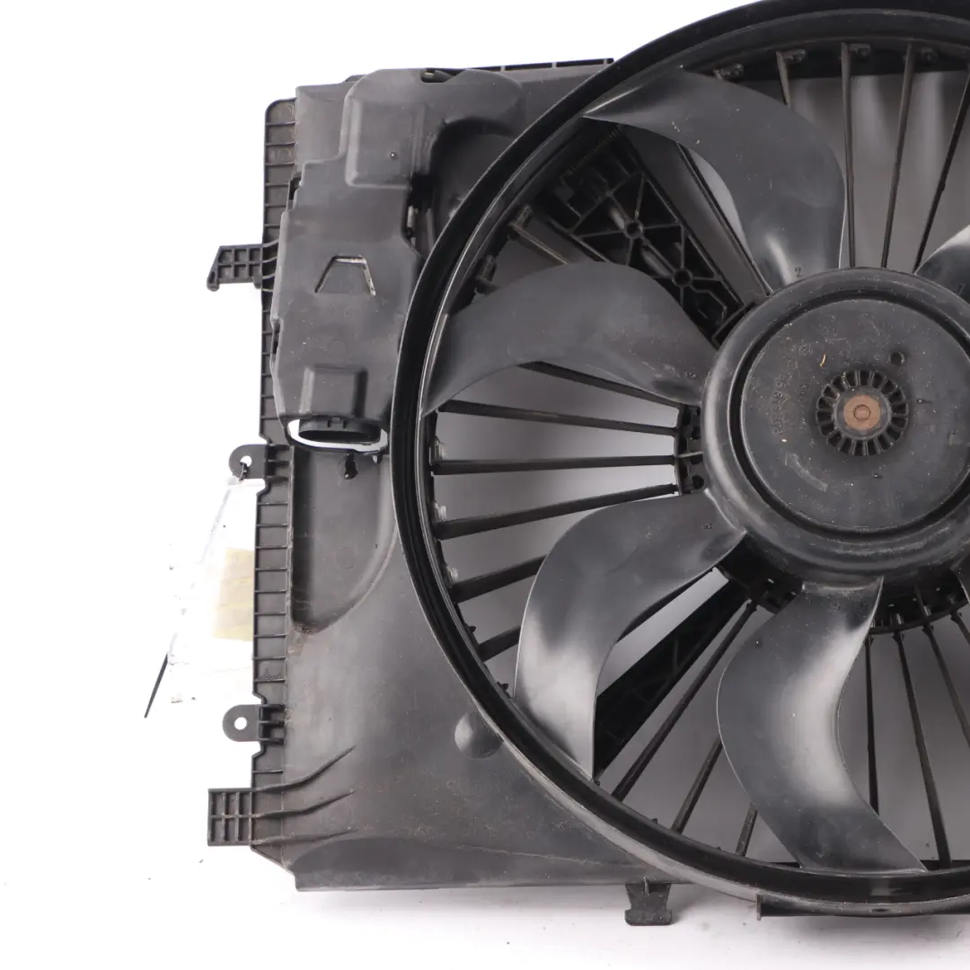  Motor Ventilador Radiador Mercedes W176 W246 Motor Refrigeración - SKU A2049062102 - Número de pieza A2049062102
