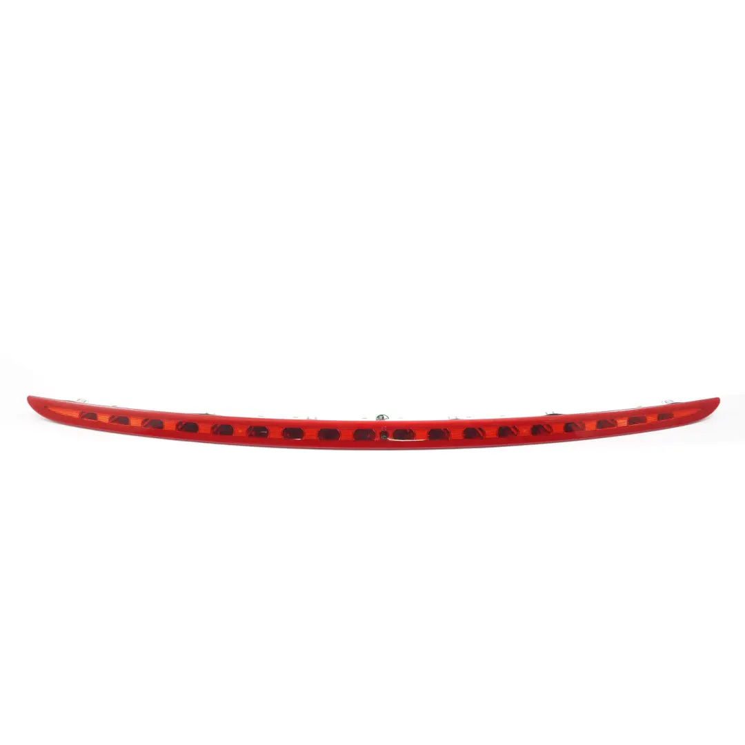 Feu stop arrière additionnel pour Mercedes W204 Estate à propos du numéro de pièce A2049062601 Mercedes W204 Estate Feu stop arrière additionnel - SKU A2049062601-1 - Numéro de pièce A2049062601