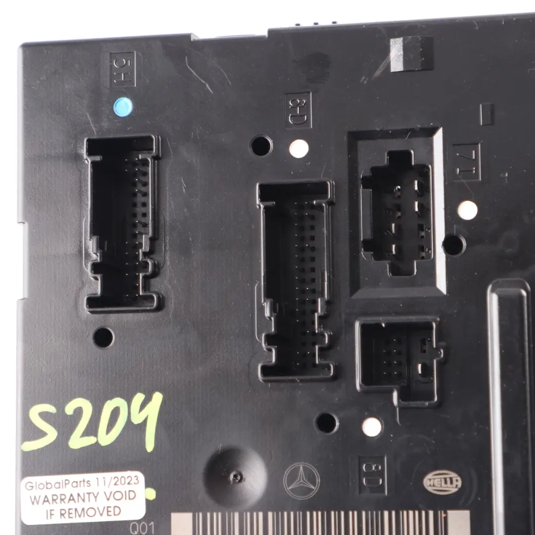 Modulo controllo della elettrica tronco posteriore SAM centrale per Mercedes S204 con numero di parte A2049065602 Mercedes S204 Modulo controllo della elettrica tronco posteriore SAM centrale - SKU A2049065602 - Numero di parte A2049065602