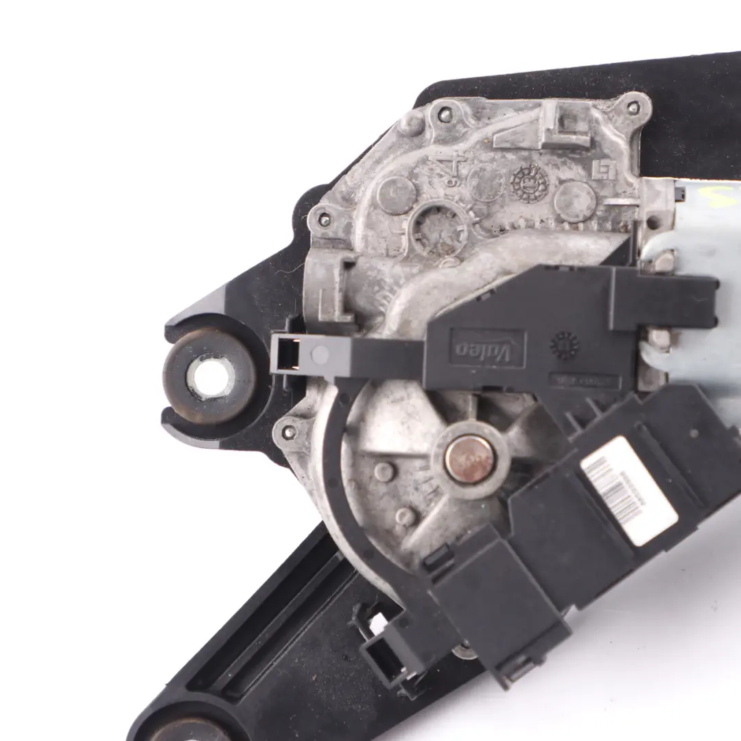 GLK X204 Wiper Motor Rear Window Tailgate Trunk Actuator to Mercedes with Part number A2049068002 Mercedes GLK X204 Wiper Motor Rear Window Tailgate Trunk Actuator - SKU A2049068002 - Part number A2049068002