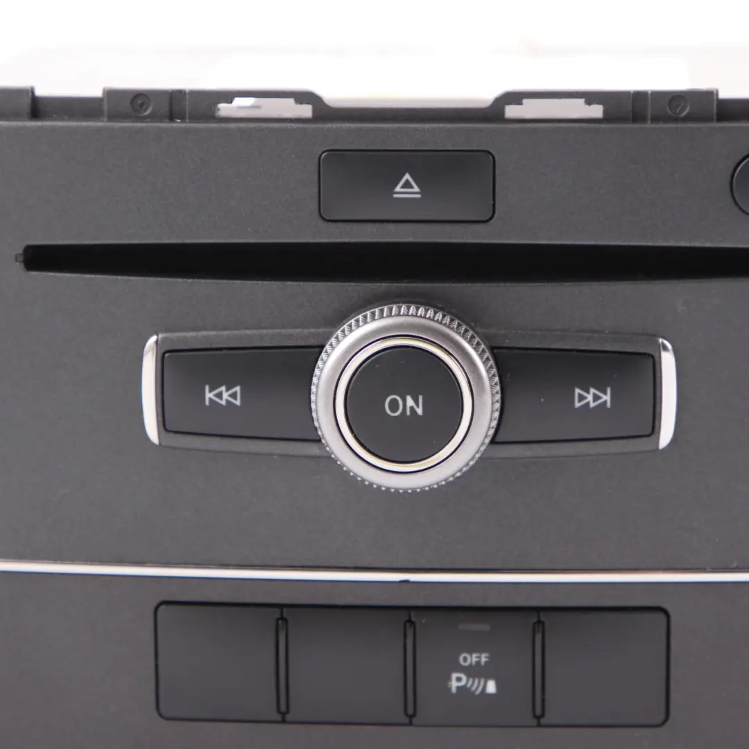 Radio Player Mercedes W204 Audio 20 Navi CD Player Head Unit to with Part number A2049069701 Radio Player Mercedes W204 Audio 20 Navi CD Player Head Unit - SKU A2049069701 - Part number A2049069701