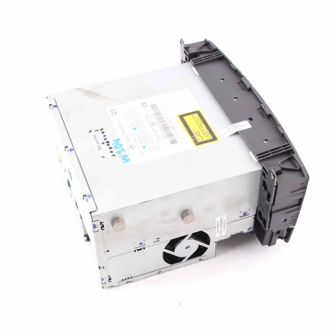 Radio Player Mercedes W204 Audio 20 Navi CD Player Head Unit to with Part number A2049069701 Radio Player Mercedes W204 Audio 20 Navi CD Player Head Unit - SKU A2049069701 - Part number A2049069701