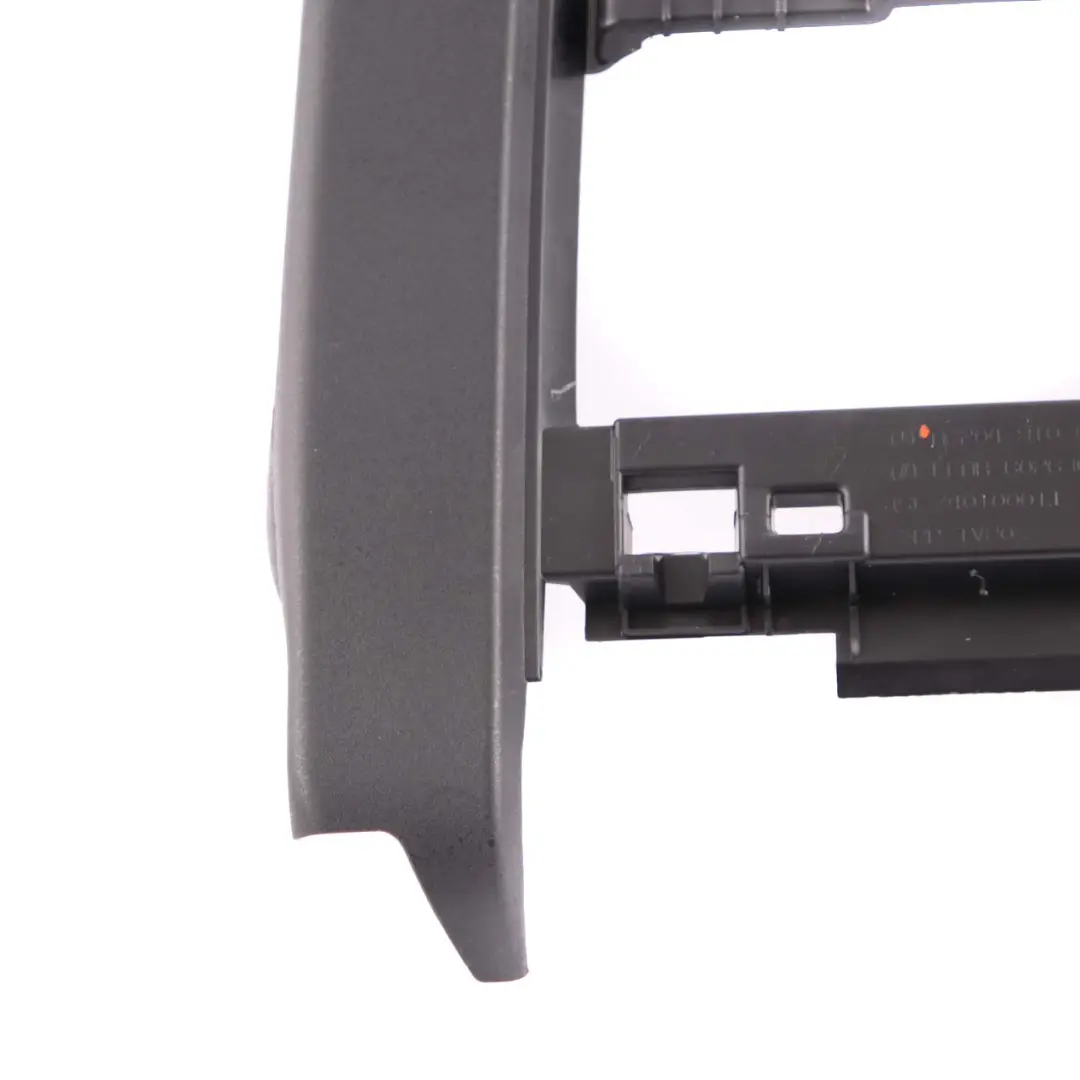 Dossier siège Panneau garniture arrière Cadre montage Mercedes W204 - SKU A2049100126 - Numéro de pièce A2049100126