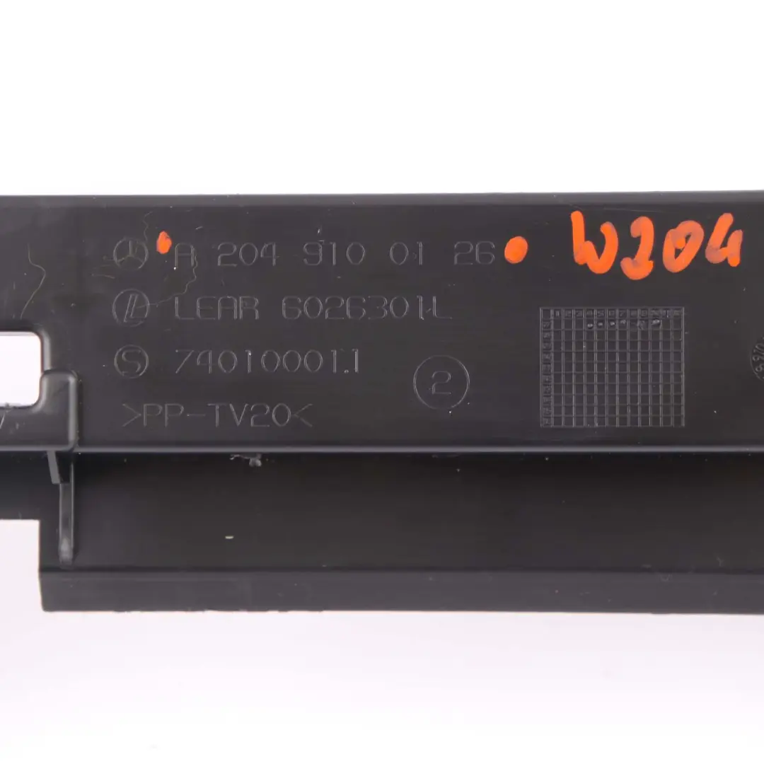 Dossier siège Panneau garniture arrière Cadre montage Mercedes W204 - SKU A2049100126 - Numéro de pièce A2049100126