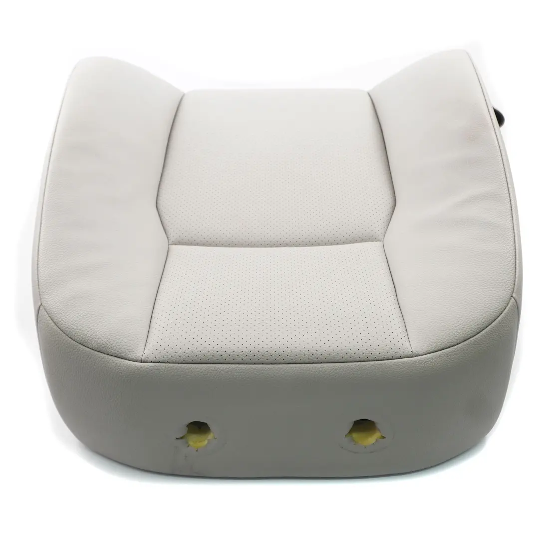 Dossier de Siège Avant Droit Gris Imitation Cuir pour Mercedes W204 à propos du numéro de pièce A2049100693 Mercedes W204 Dossier de Siège Avant Droit Gris Imitation Cuir - SKU A2049100693-1 - Numéro de pièce A2049100693