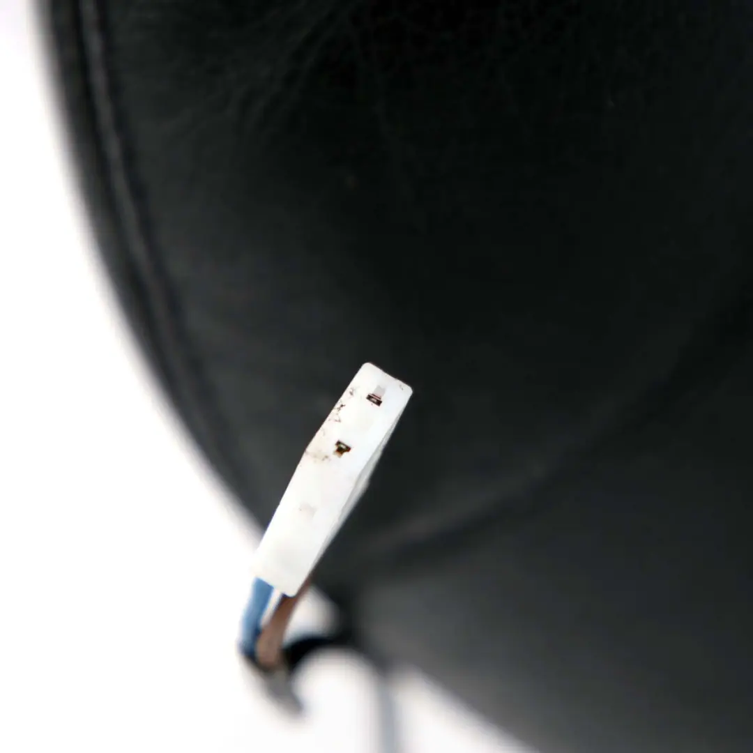 Rivestimento schienale sedile anteriore destro riscaldato nera per Mercedes W204 con numero di parte A2049101493 Mercedes W204 Rivestimento schienale sedile anteriore destro riscaldato nera - SKU A2049101493 - Numero di parte A2049101493