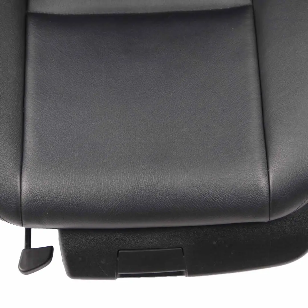  Siège cuir Mercedes W204 S204 Sport chauffant avant gauche Noir - SKU A2049104547-1 - Numéro de pièce A2049104547