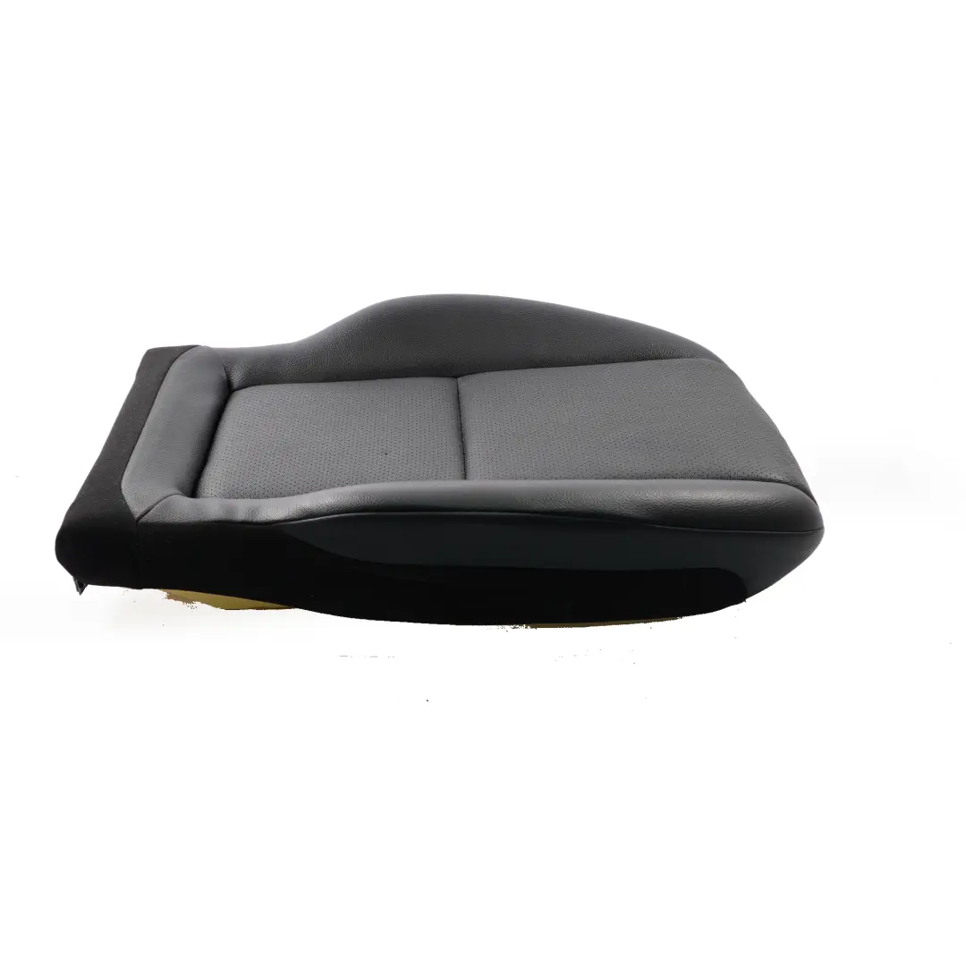 Rivestimento sedili anteriori in finta pelle nera per Mercedes W204 con numero di parte A2049107946 Mercedes W204 Rivestimento sedili anteriori in finta pelle nera - SKU A2049107946 - Numero di parte A2049107946