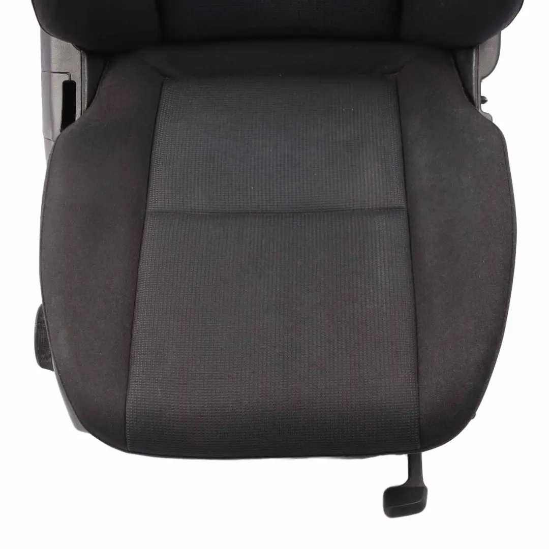  Asiento Delantero Mercedes W204 Berlina Touring Aberdeen Cloth Negro Derecha - SKU A2049108247 - Número de pieza A2049108247