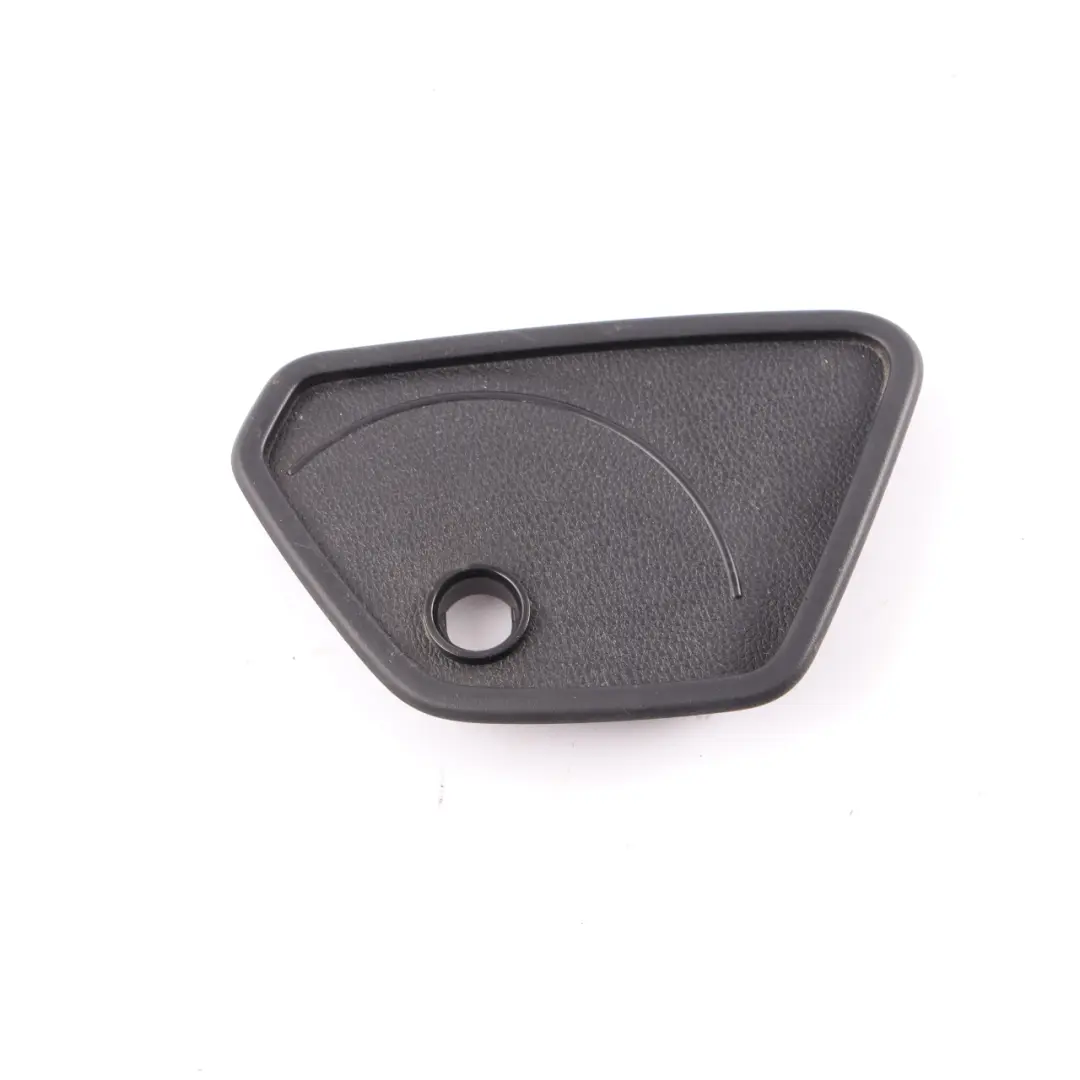 Copri sedile anteriore Mercedes W204 Leva sinistra Pannello nero per con numero di parte A2049180136 Copri sedile anteriore Mercedes W204 Leva sinistra Pannello nero - SKU A2049180136 - Numero di parte A2049180136