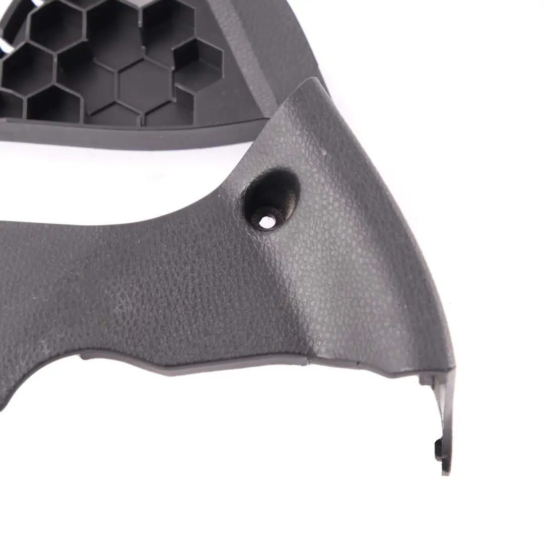 Housse siège avant Mercedes W204 Garniture intérieure gauche Noir pour à propos du numéro de pièce A2049180316 Housse siège avant Mercedes W204 Garniture intérieure gauche Noir - SKU A2049180316 - Numéro de pièce A2049180316